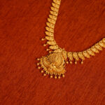 The Little Details That Set A Great Gold Shop Apart